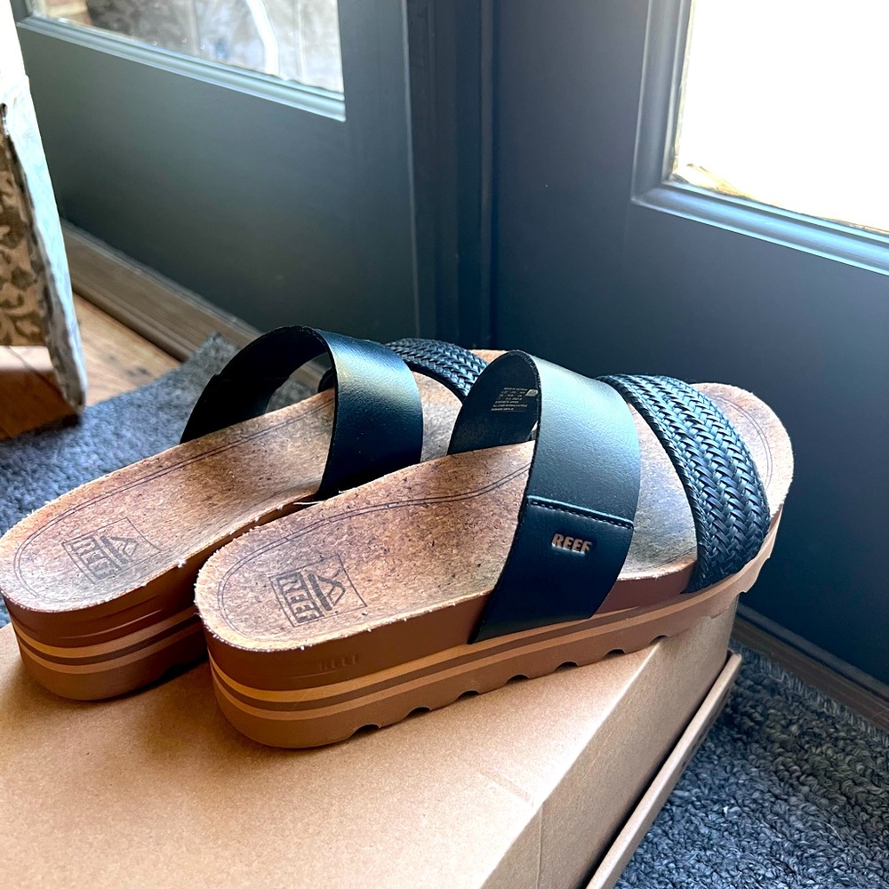 Reef Cushion Vista Hi Wedge Sandal